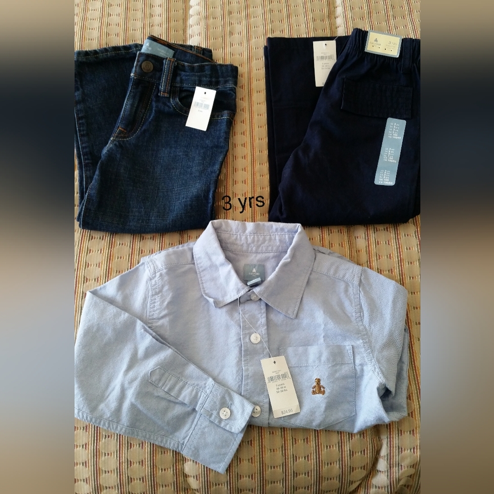 GAP Kids Light Blue Button Down Shirt with Embroidered Bear